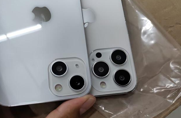 章丘苹果手机维修分享iPhone 13‌机模长什么样 