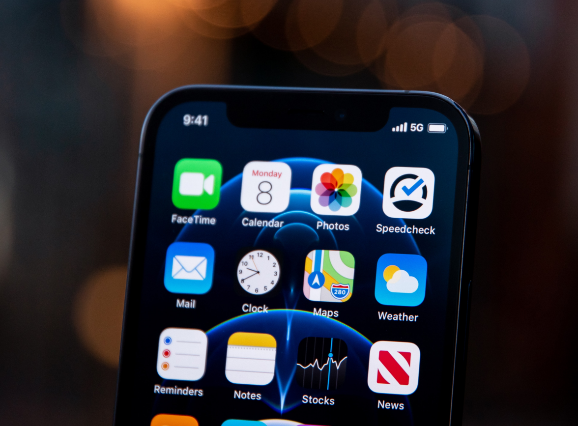 章丘苹果手机维修分享为什么 iPhone 12 在冬季会自动关机 